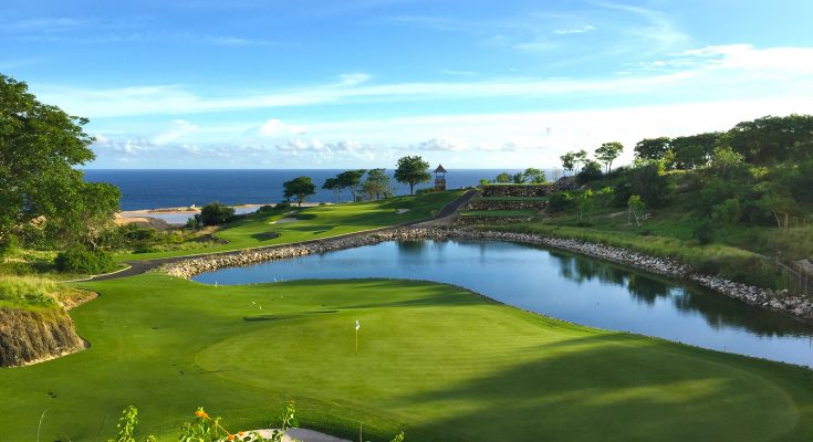 Cliff Top Golfing On The Bukit In Bali