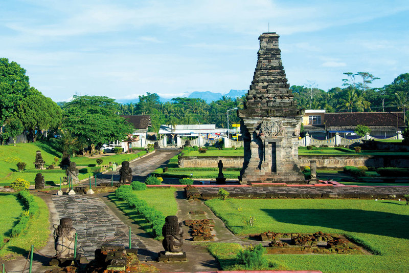 Blitar – Tales of Intrigue in East Java