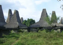 sumba traditional house by wybe